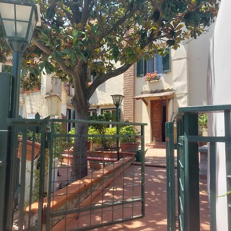 Appartement La Magnolia Locazione Breve à Cava deʼ Tirreni Extérieur photo