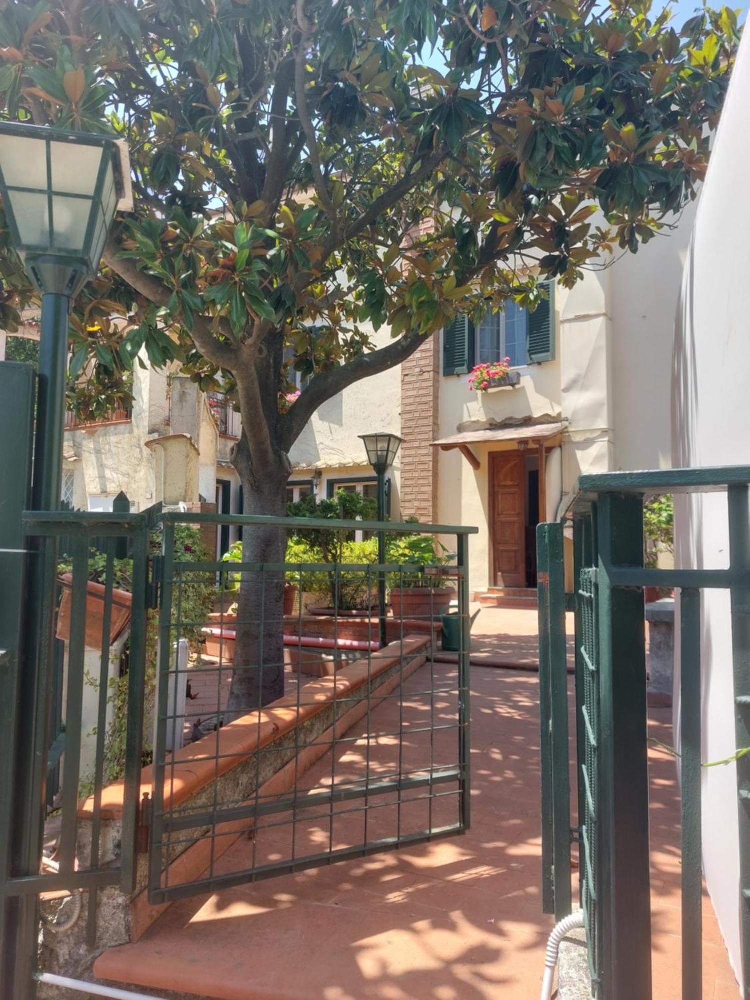 Appartement La Magnolia Locazione Breve à Cava deʼ Tirreni Extérieur photo