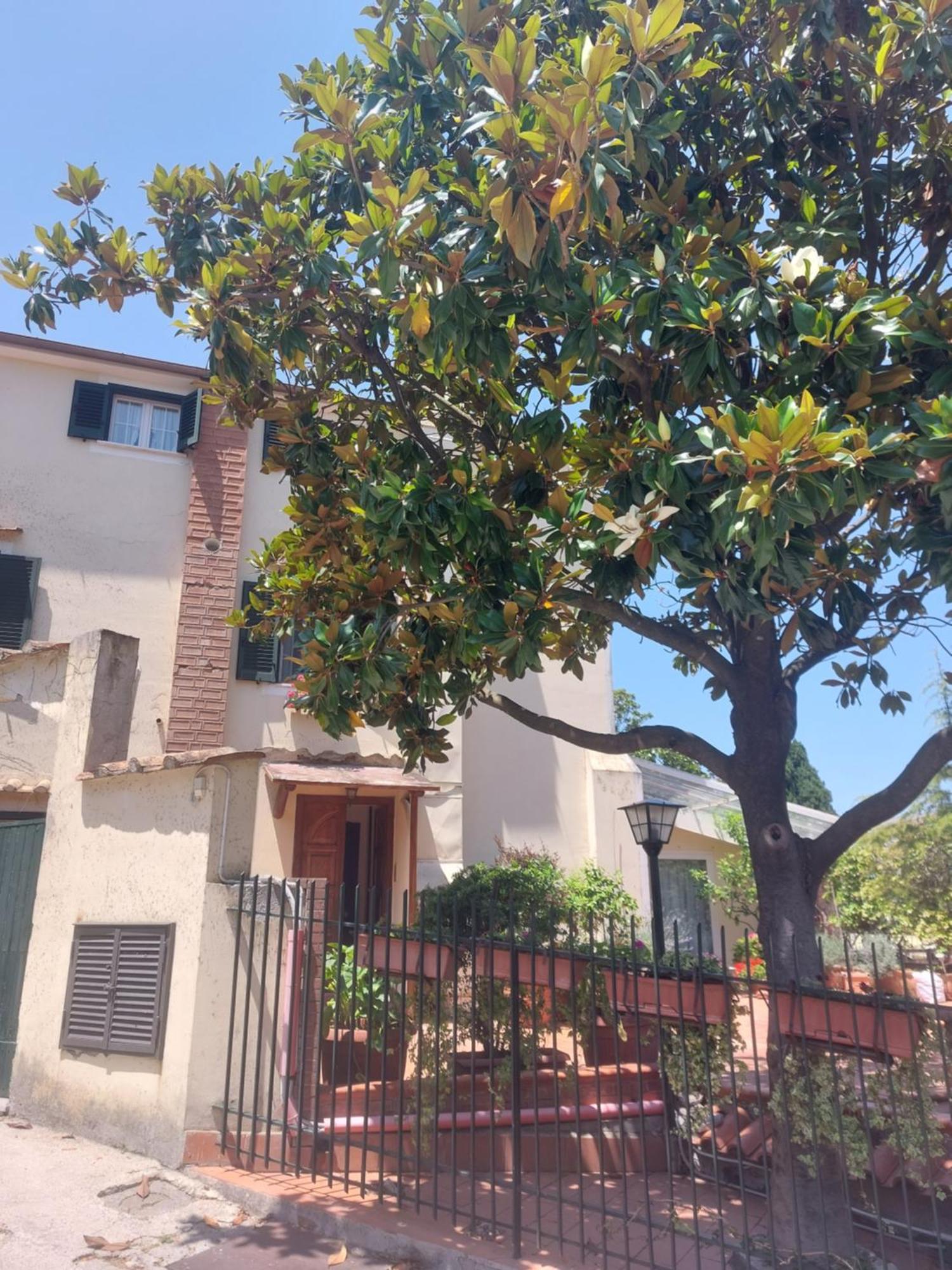 Appartement La Magnolia Locazione Breve à Cava deʼ Tirreni Extérieur photo